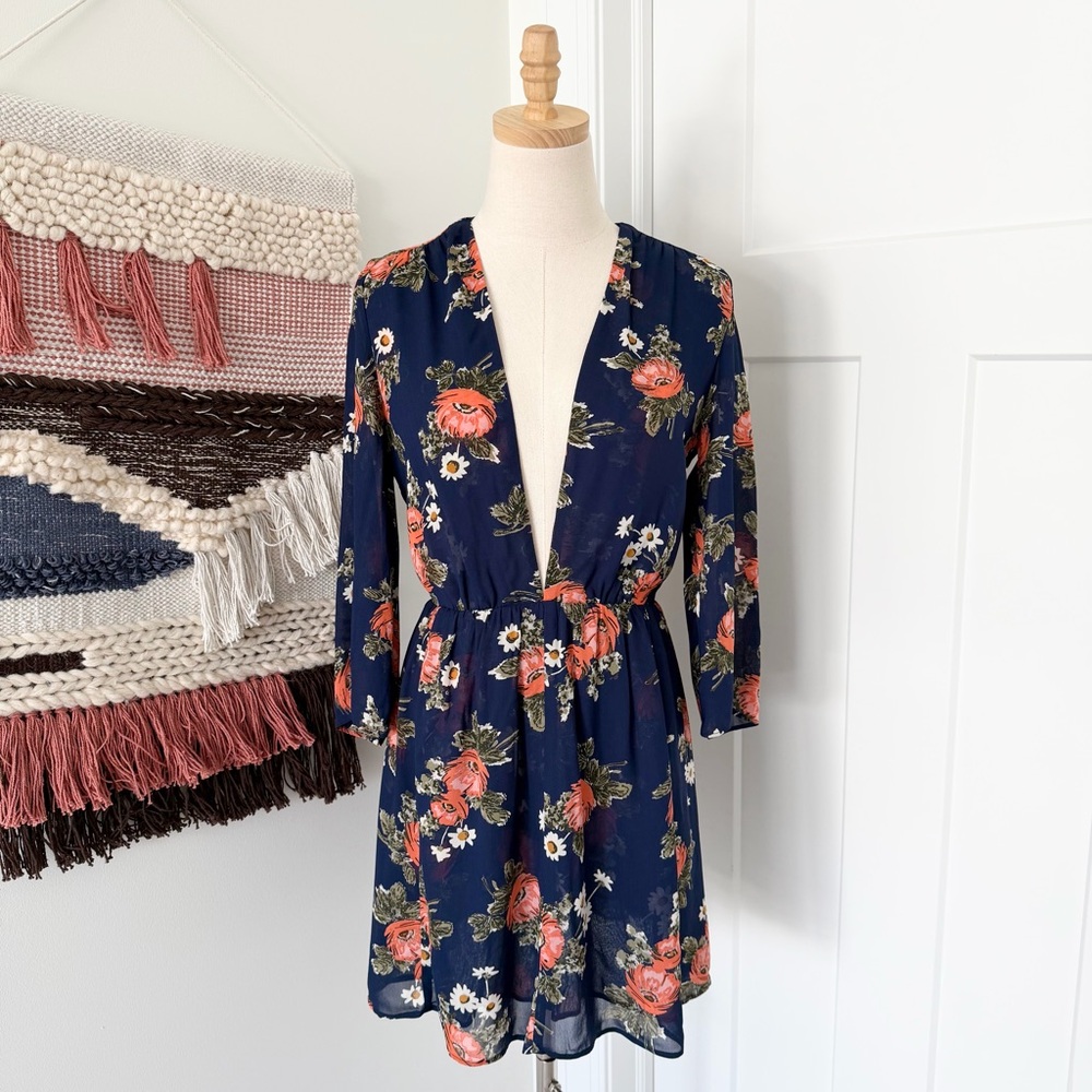 Reformation Deep V-Neck Floral Mini Dress Navy Blue Size 6